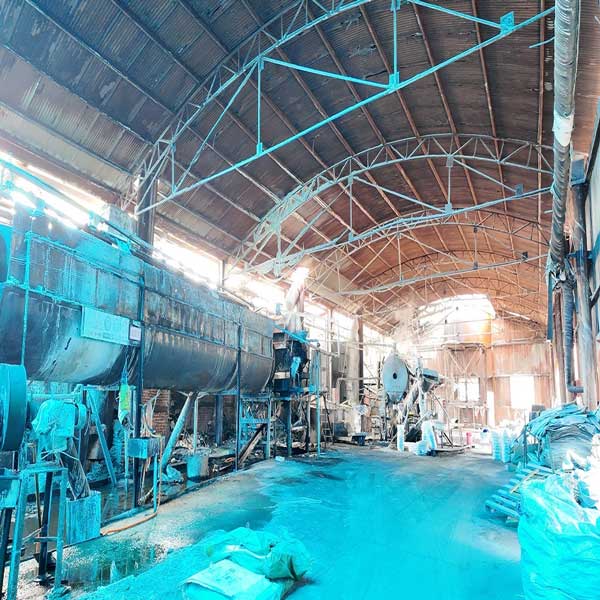 Industrial caustic-liquid chemical applied in paper pulp bleaching and delignification