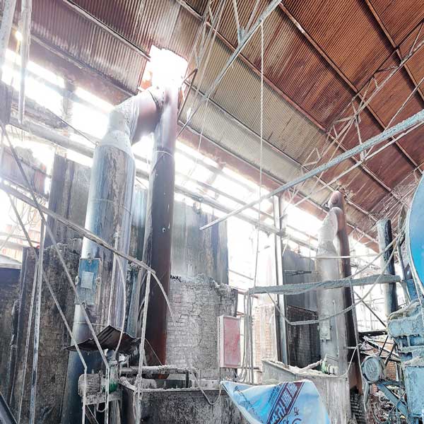 Automated CIP pipeline cleaning system using hydroxide-liquid 50% solution