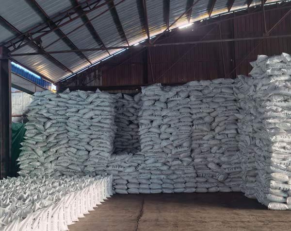 bulk lye inventory ready for export at certified caustic soda flakes manufacturer