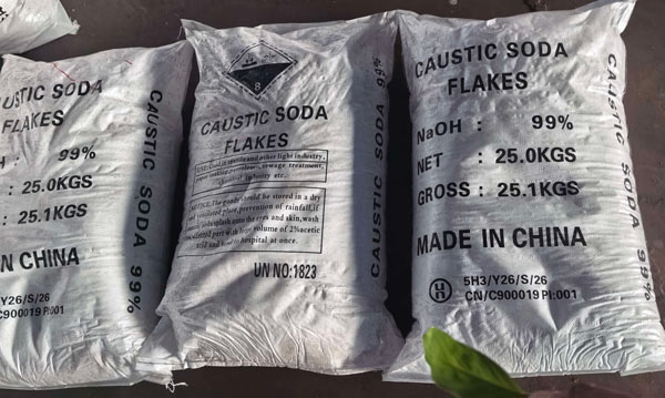 caustic soda flakes suppliers 25kg bag with un1823 dangerous goods label